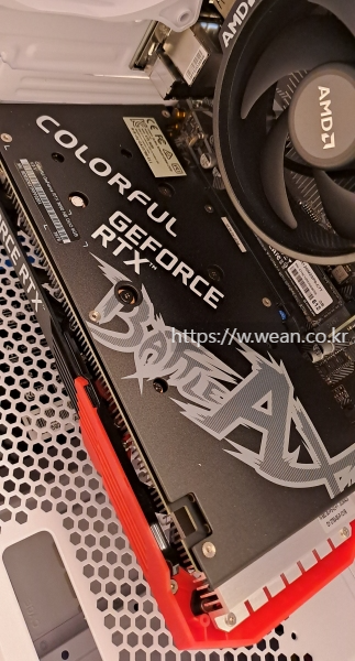 그래픽카드가 장착되어 있어요.