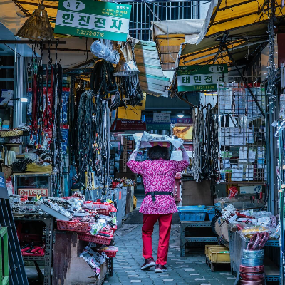 물가상승 생활비 부담 최저시급 인상 필요 서민 고충
