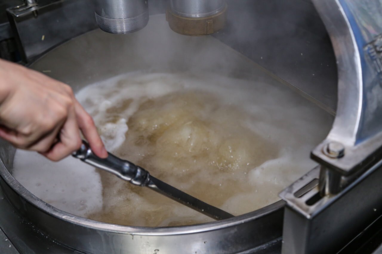 생방송투데이 3784회 한우물의 법칙 경주 전통 밀면 전문점 맛집 불국사밀면 (밀면 연탄불고기 맛집)