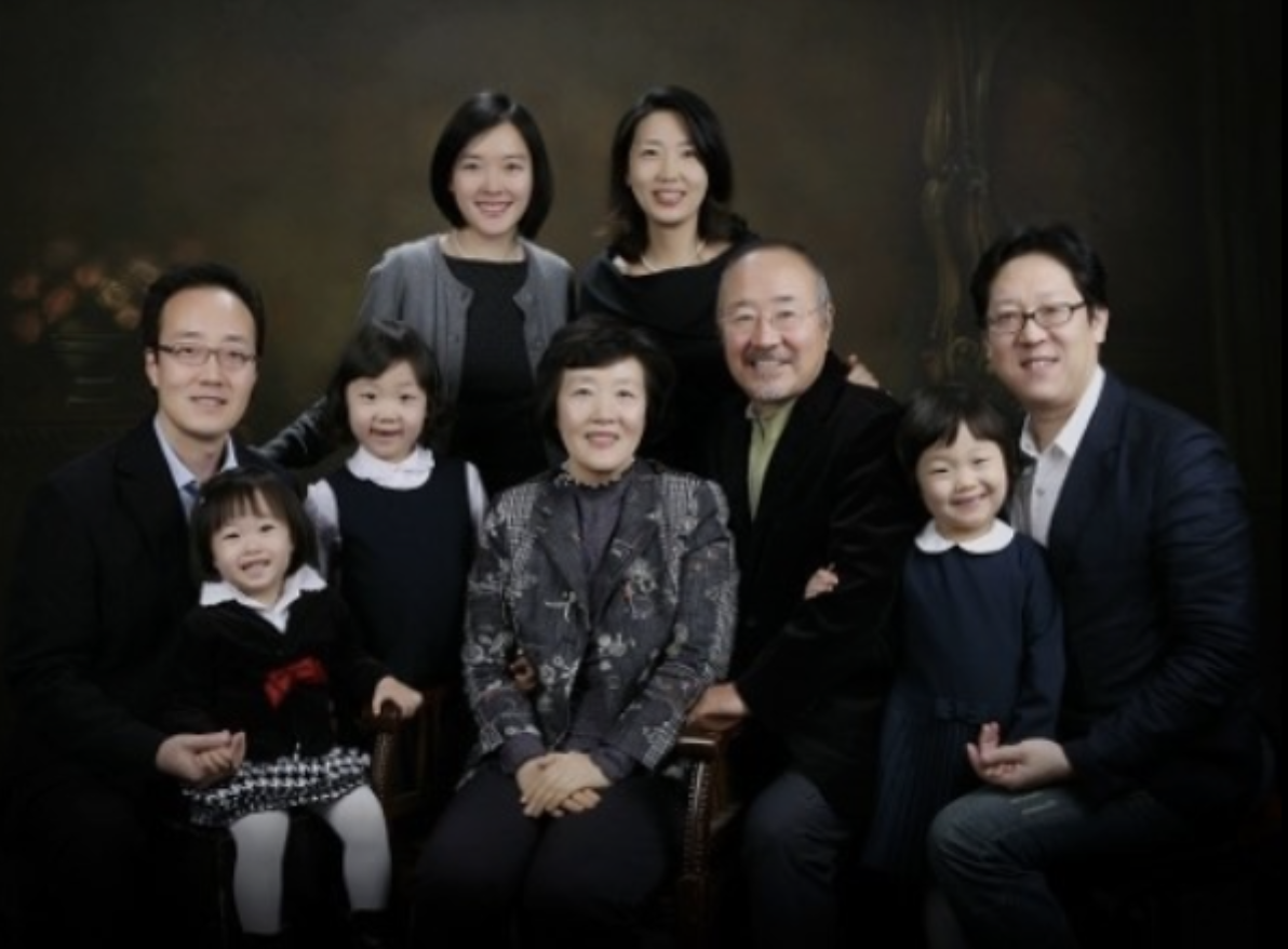신충식 가족사진