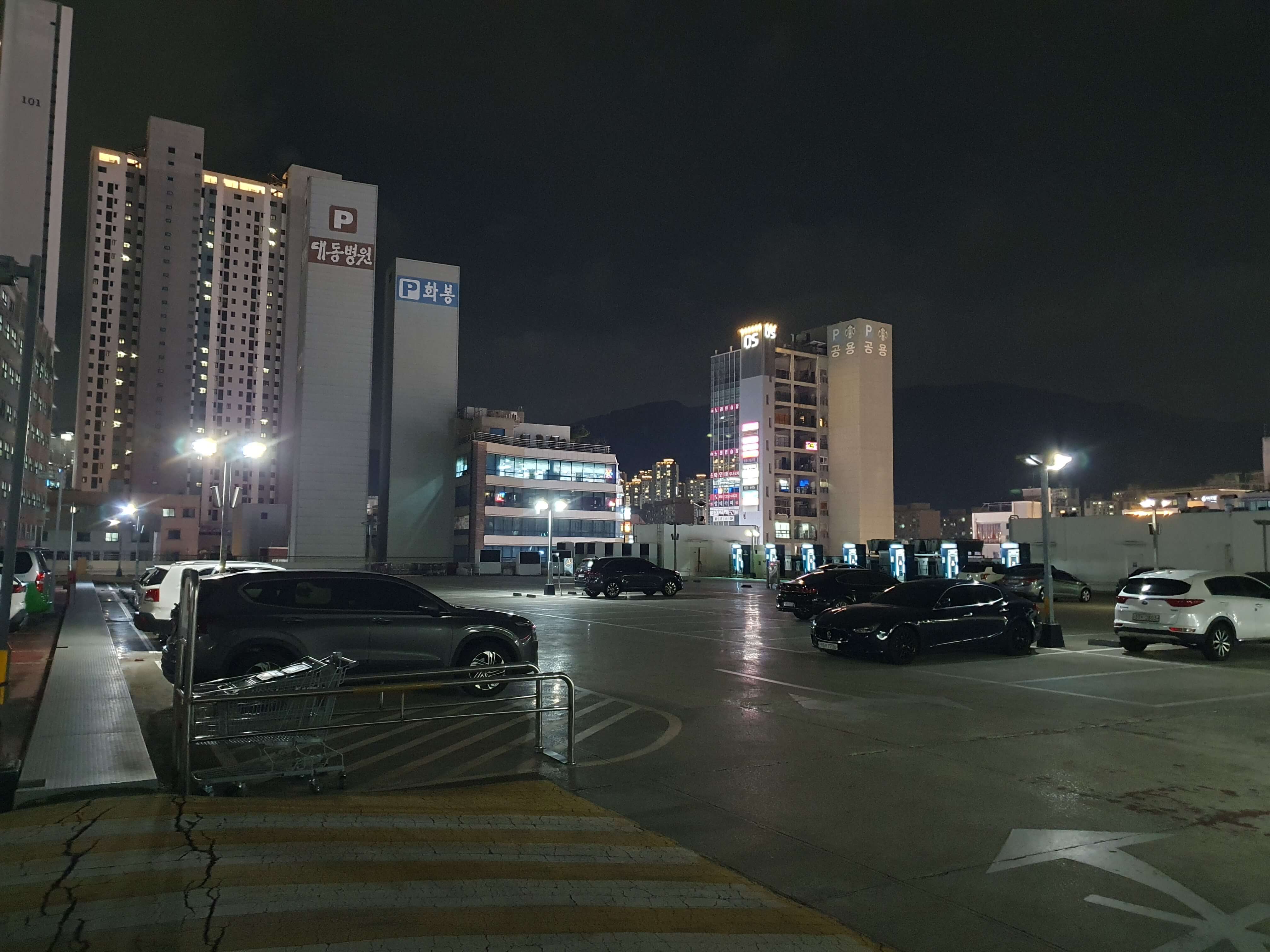 메가마트 동래점 주차장 3층