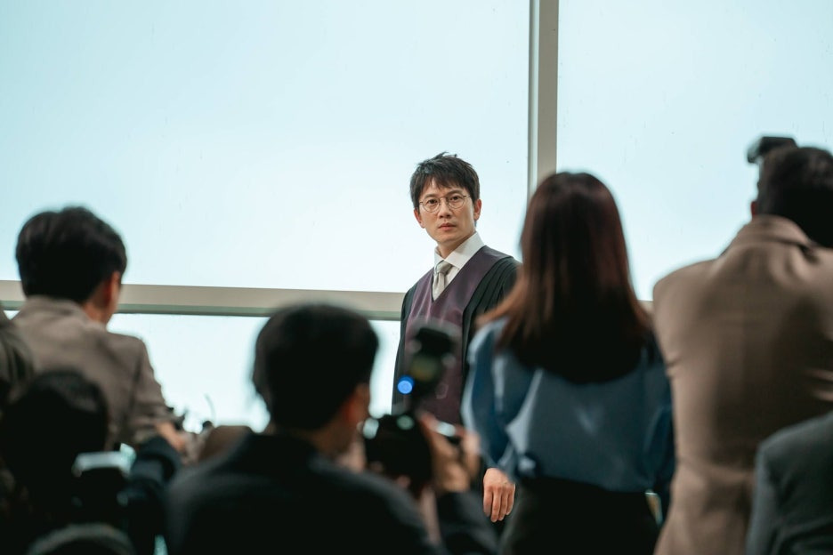 판사 이한영 4.3% 시청률로 출발 1~2회 내용