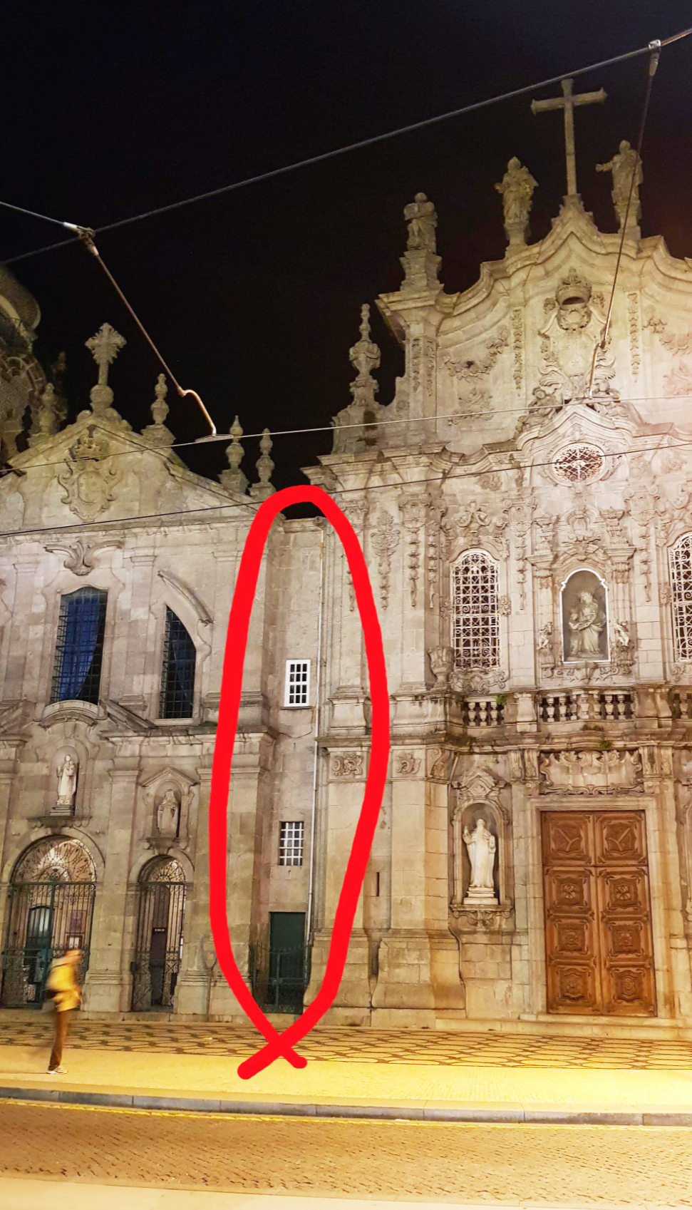 포르투갈 포르토 세계에서 가장 좁은 건물