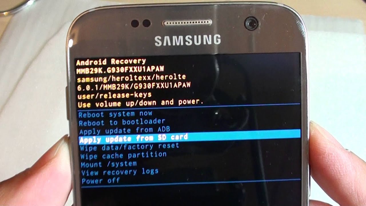 갤럭시 복구 모드에서 Wipe Cache Partition 선택 화면