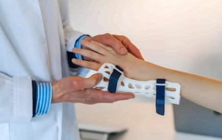 손목 통증 원인