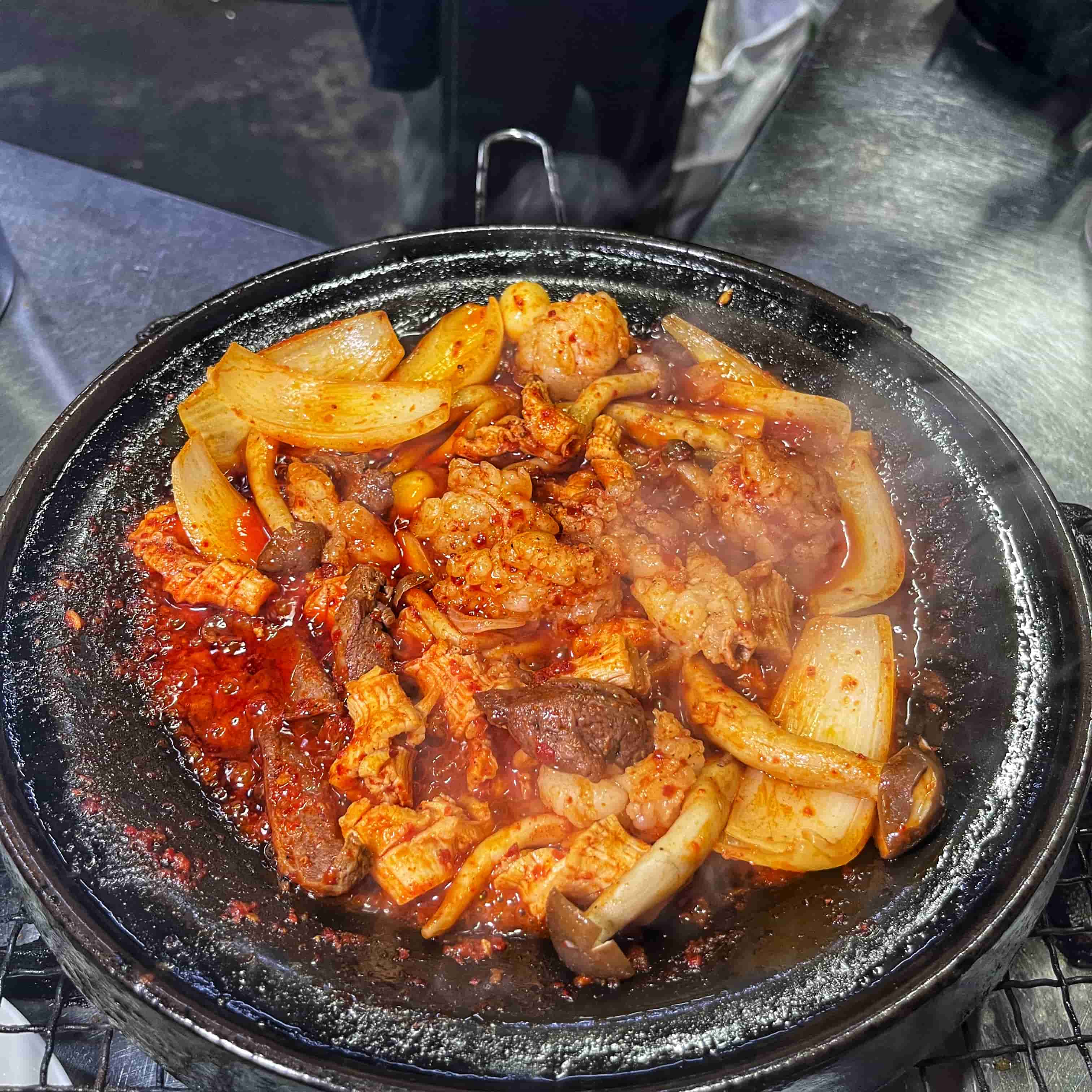 백화양곱창 양념 모듬 구이 사진
