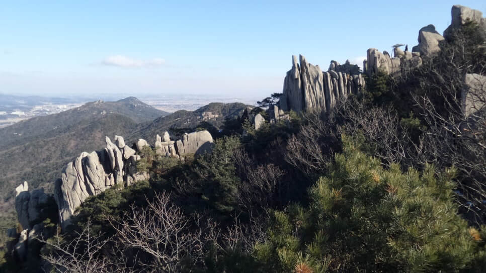 100대 명산 등산하기 열세번째 홍성 용봉산 다양한 기암괴석&amp;#44; 전망이 시원하게 열린 능선&amp;#44;
