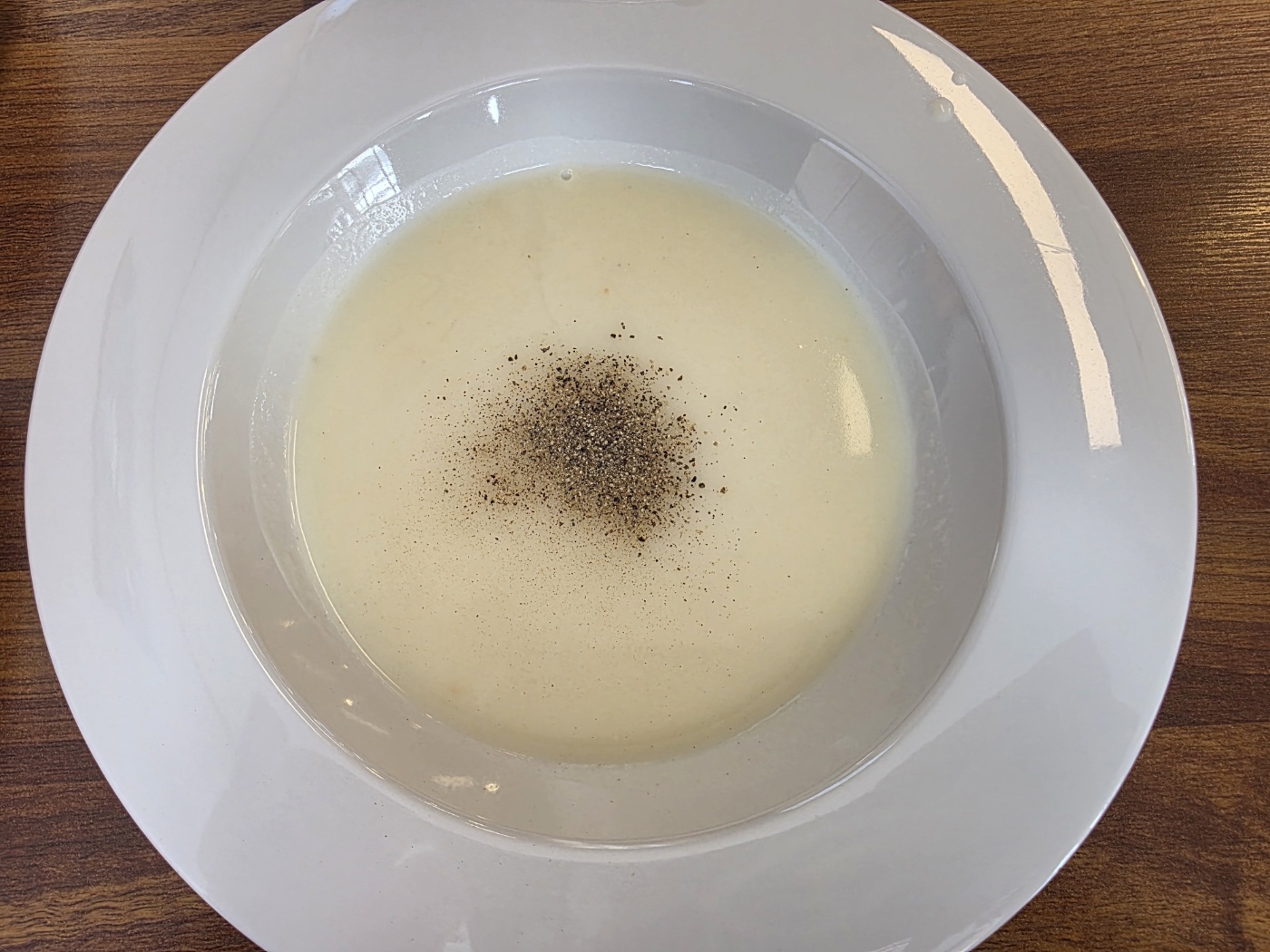 후추 뿌린 크림스프