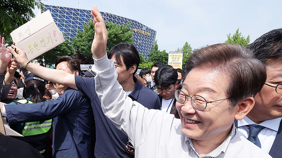 이재명 재판연기.
