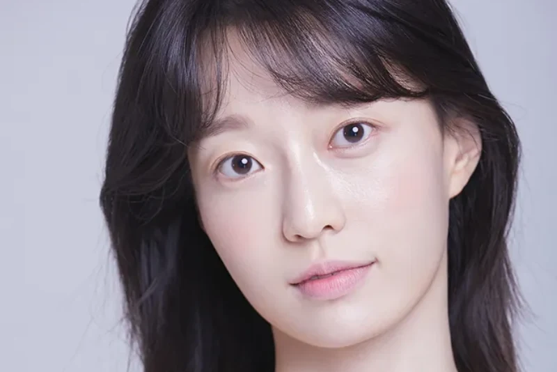 피라미드 게임에서 표지애 역의 김세희