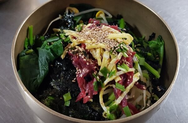 생생정보 믿고 떠나는 스타고장 가수 홍경민의 전라남도 함평 여행 한우 함평육회비빔밥 맛집 화랑식당 함평나비대축제 주포지구 한옥전원마을 함평 바나나 생태나라 