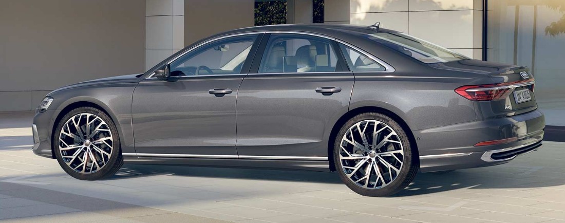 승차감 좋은 수입차 순위 3위 - 아우디 A8