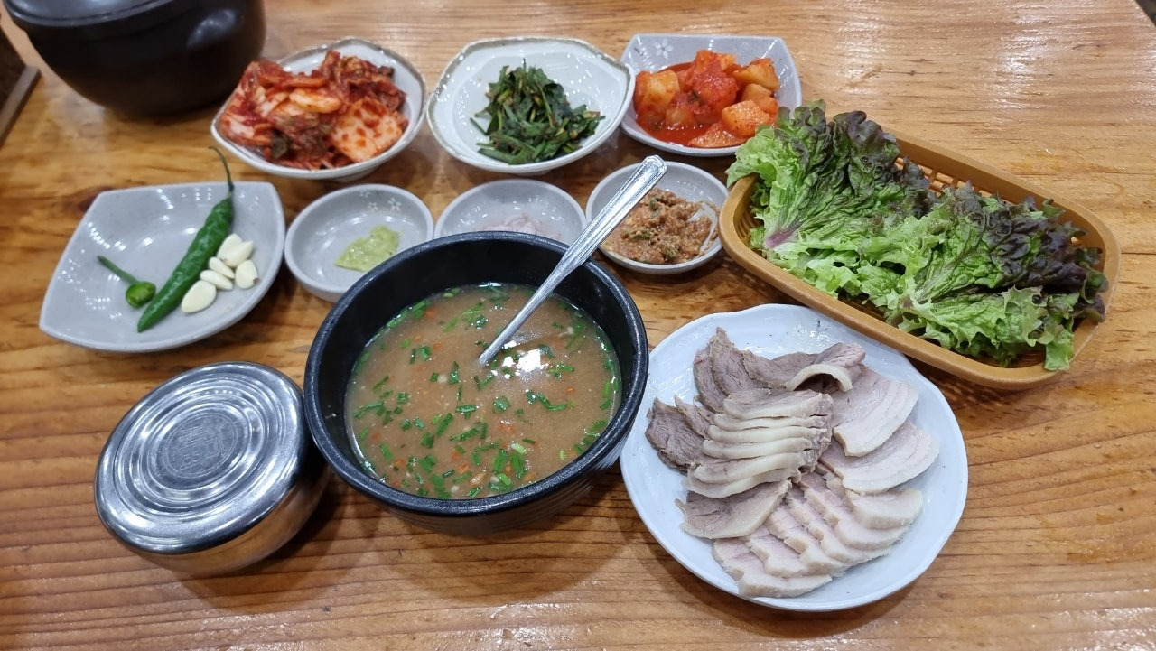 합천일류돼지국밥 수육백반 수백정식