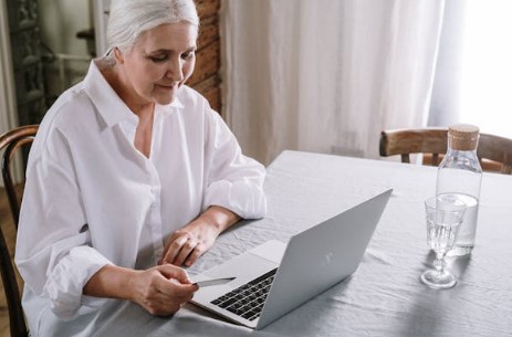 노인 교통비 지원 조건 신청방법