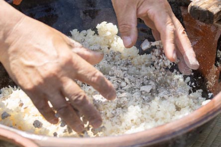 고두밥-누록-효모-섞어줌
