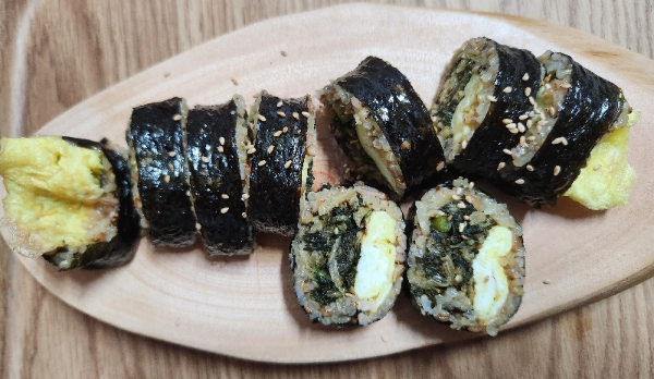 완성된 시래기 김밥