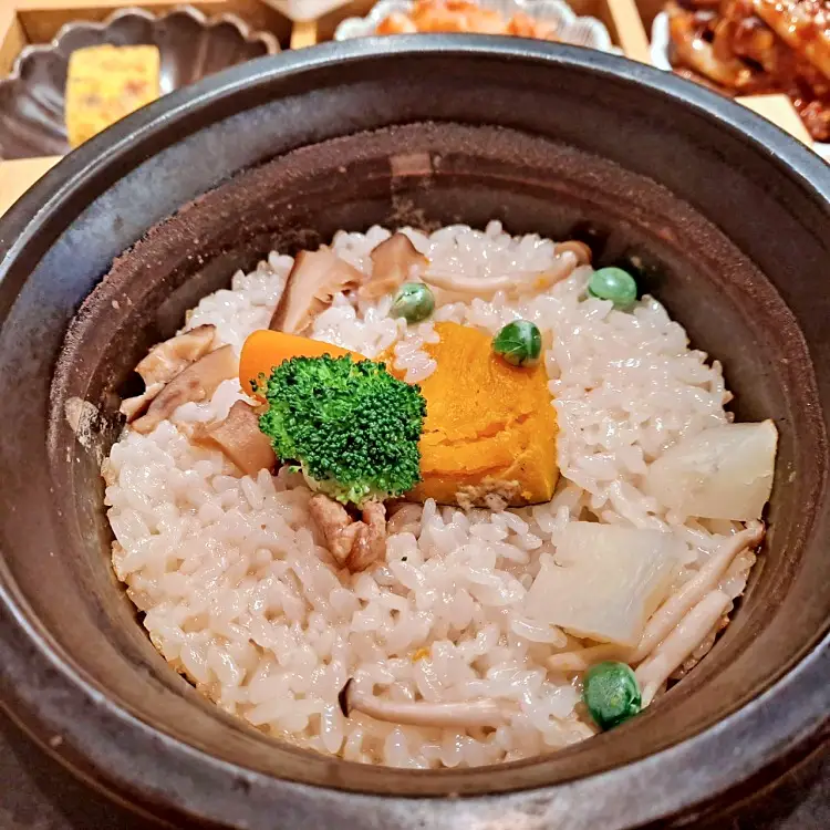 투데이 맛있는 메뉴 맛대맛 솥밥에 화덕에 구운 생선구이 맛있는 식당 추천 부산 광안리 해수욕장 생선구이집 맛집