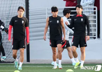 양현준 축구선수 셀틱 FC No 13 그의 프로필을 확인해봅시다_19