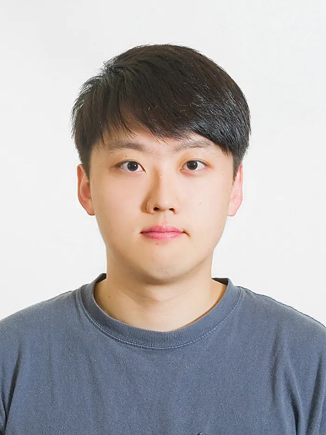 그는 그동안 소외되었던 전공의 및 의대생들의 목소리를 반영하겠다고 강조하였다.