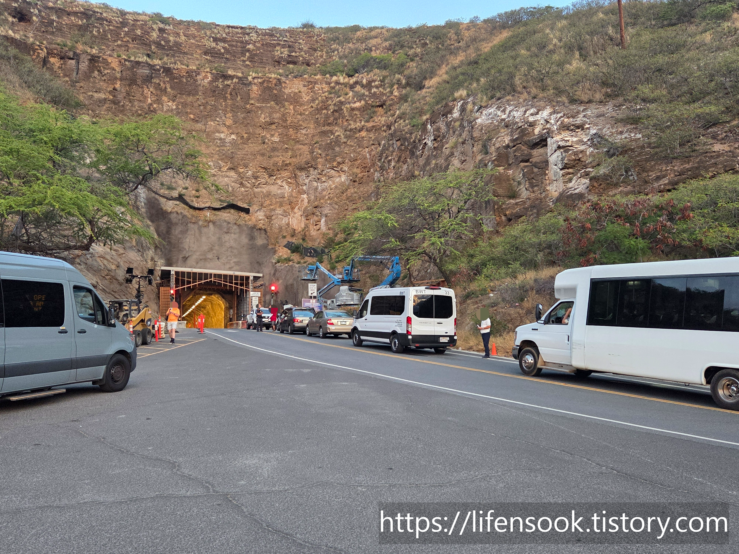 카할라 터널 앞 언덕