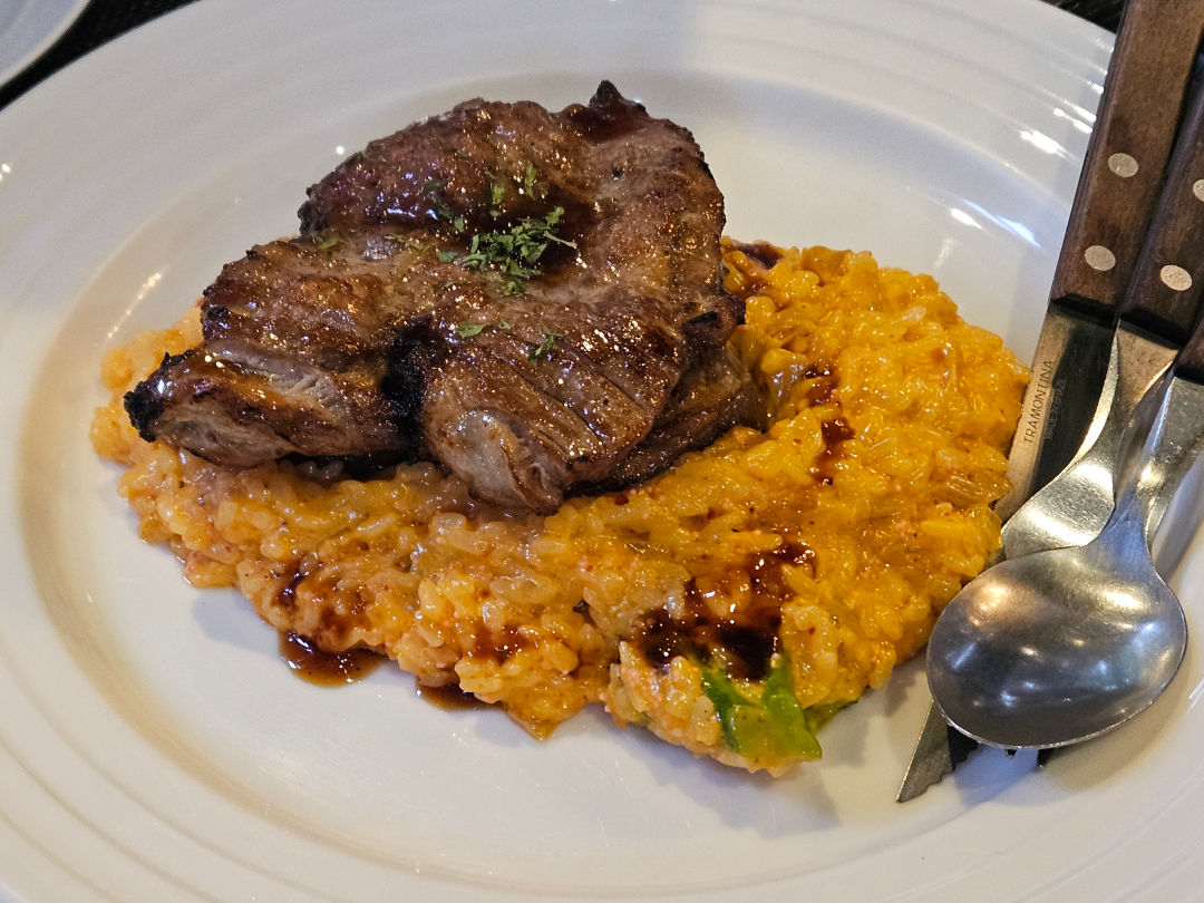 아크메 김치 갈비 리조또