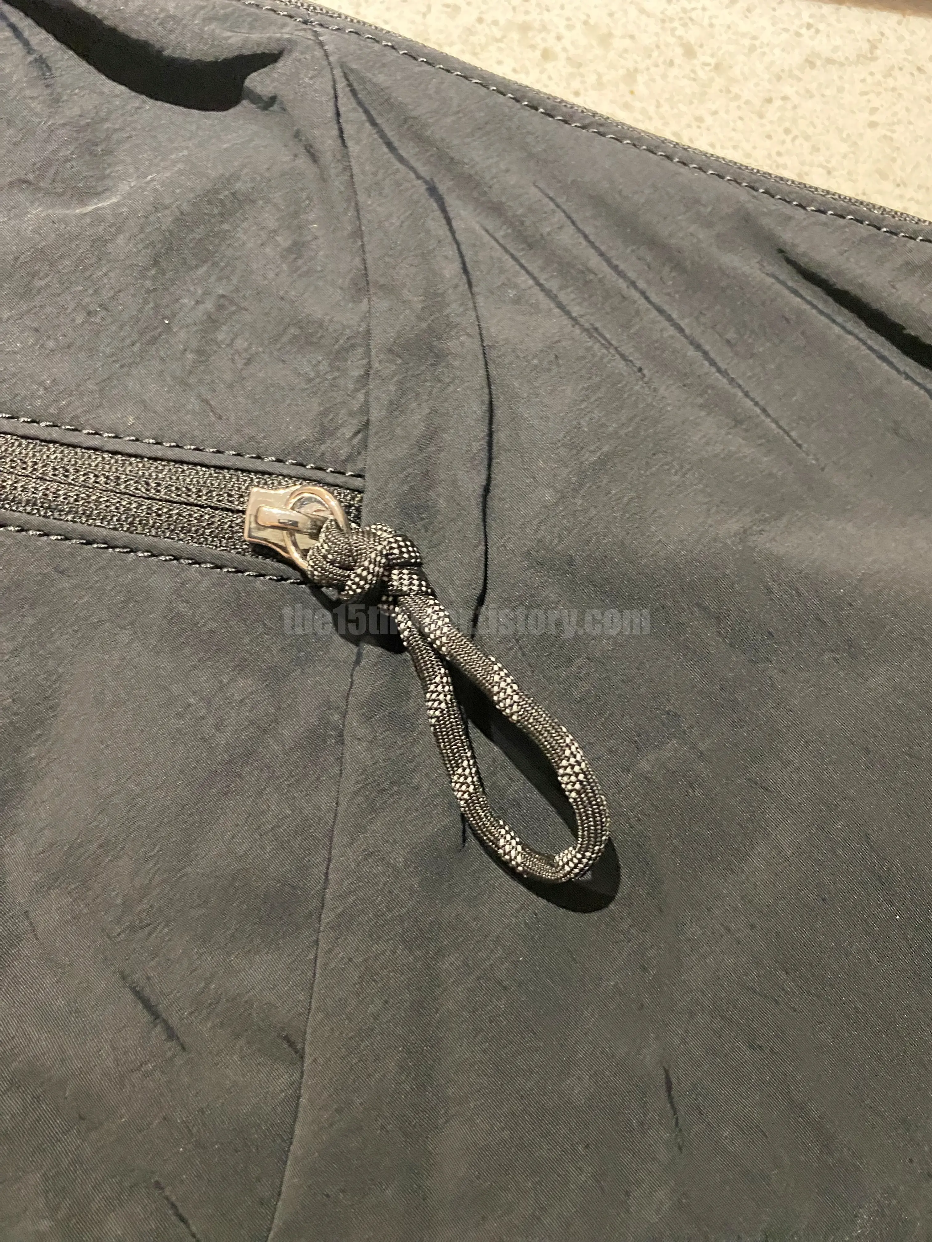 룰루레몬 슬라우치 슬링백 13L