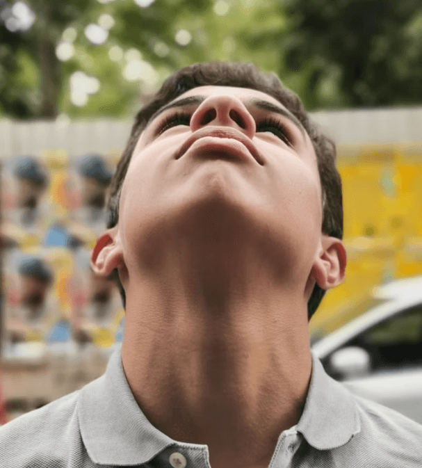 거북목 통증 완화! 앉아서 5분 스트레칭