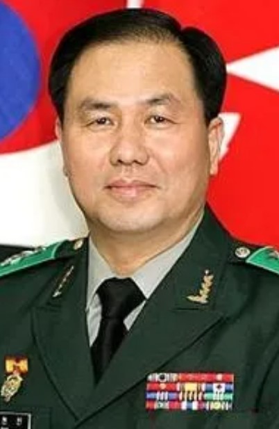 조현천 프로필