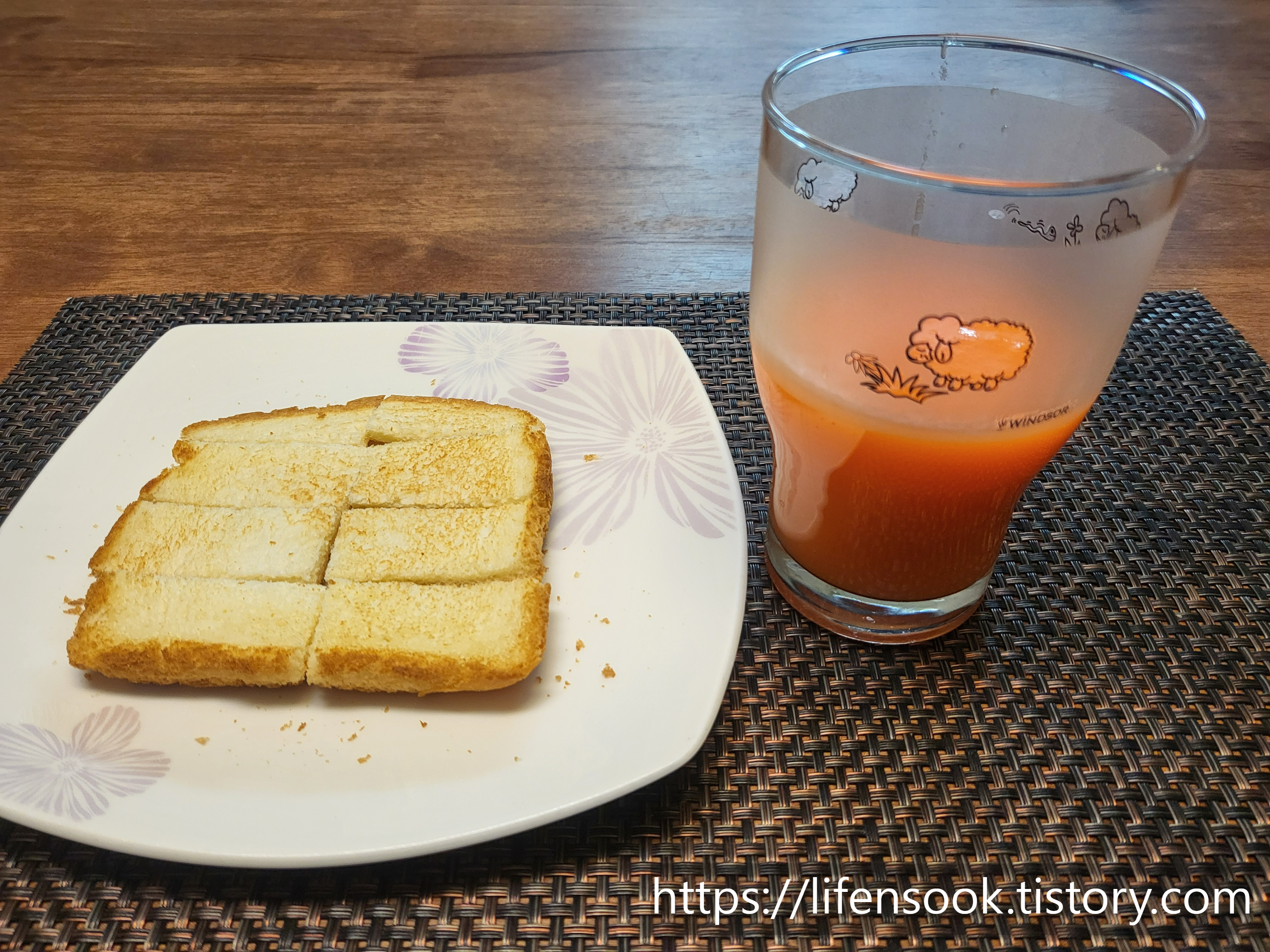 식빵과 건강주스