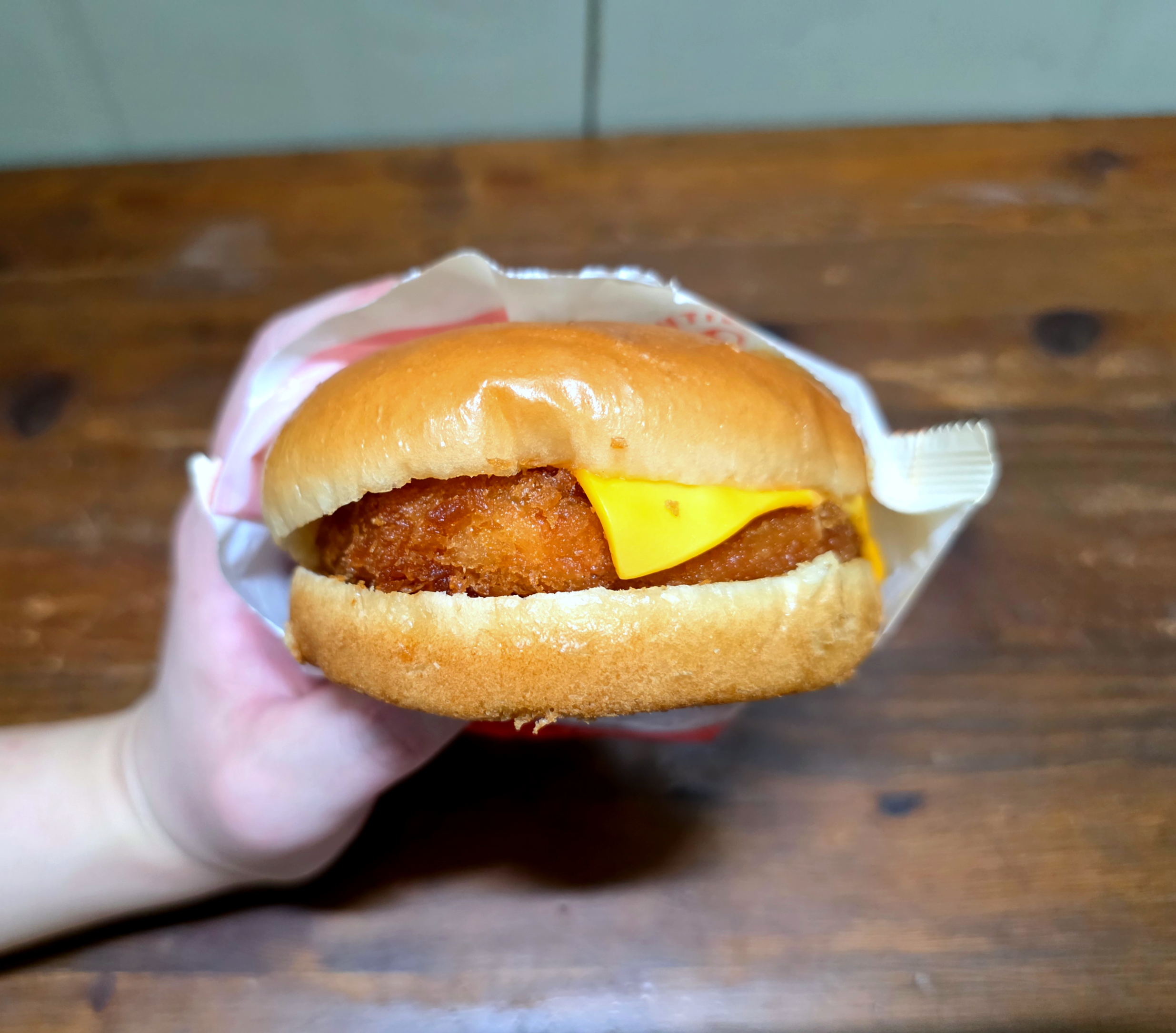 GS25신제품_치즈새우버거