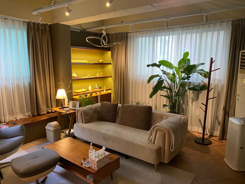 서울 서초동 점집 오리클 내부