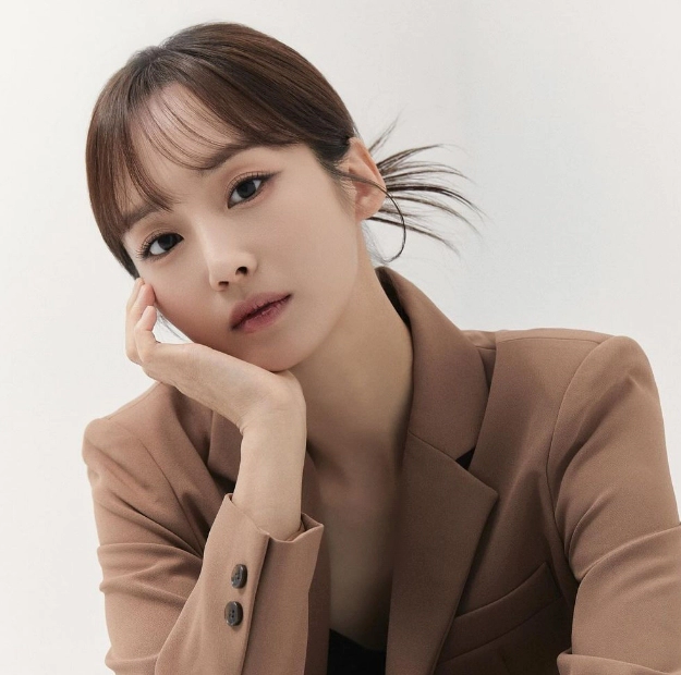 윤태진 아나운서 프로필 나이 고향 학력 라디오 경력 인스타