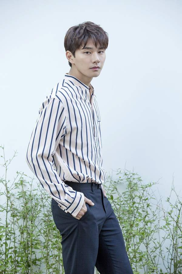 섬총각 영웅 출연진