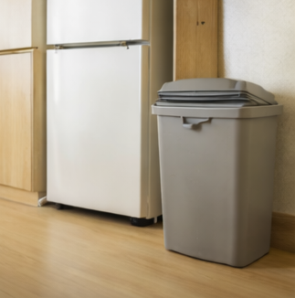 11편. 쓰레기통 냄새 심할 때 효과 있었던 냄새 관리 방법 