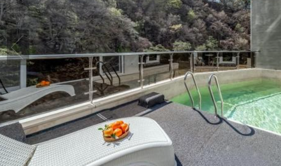 야놀자 숙박 이미지입니다.