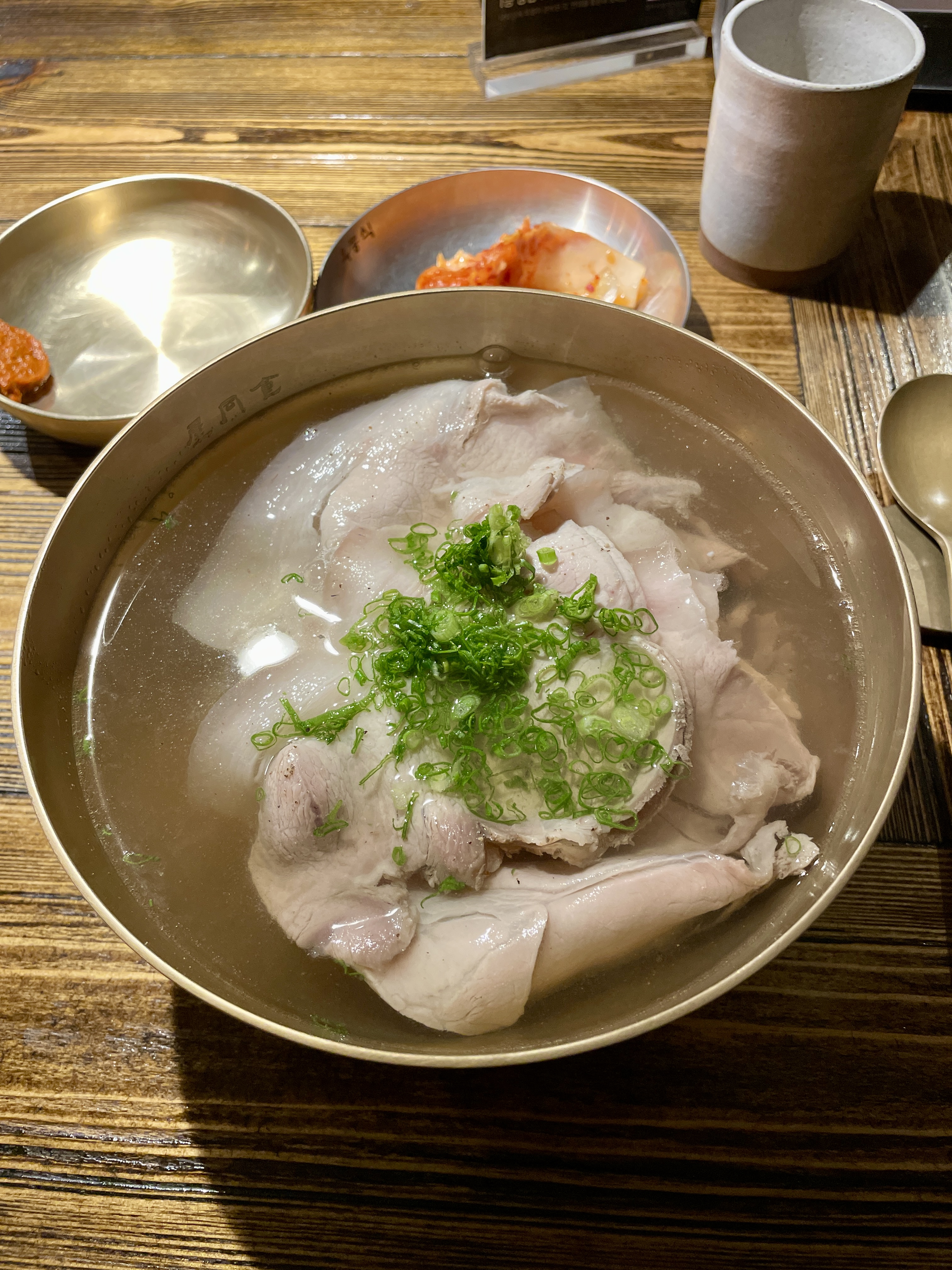 옥동식 돼지곰탕 특