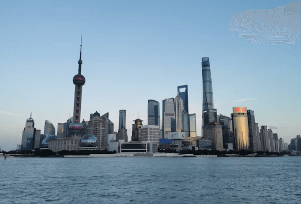 상하이 숙소 추천: 돈 아끼고 만족은 두 배!