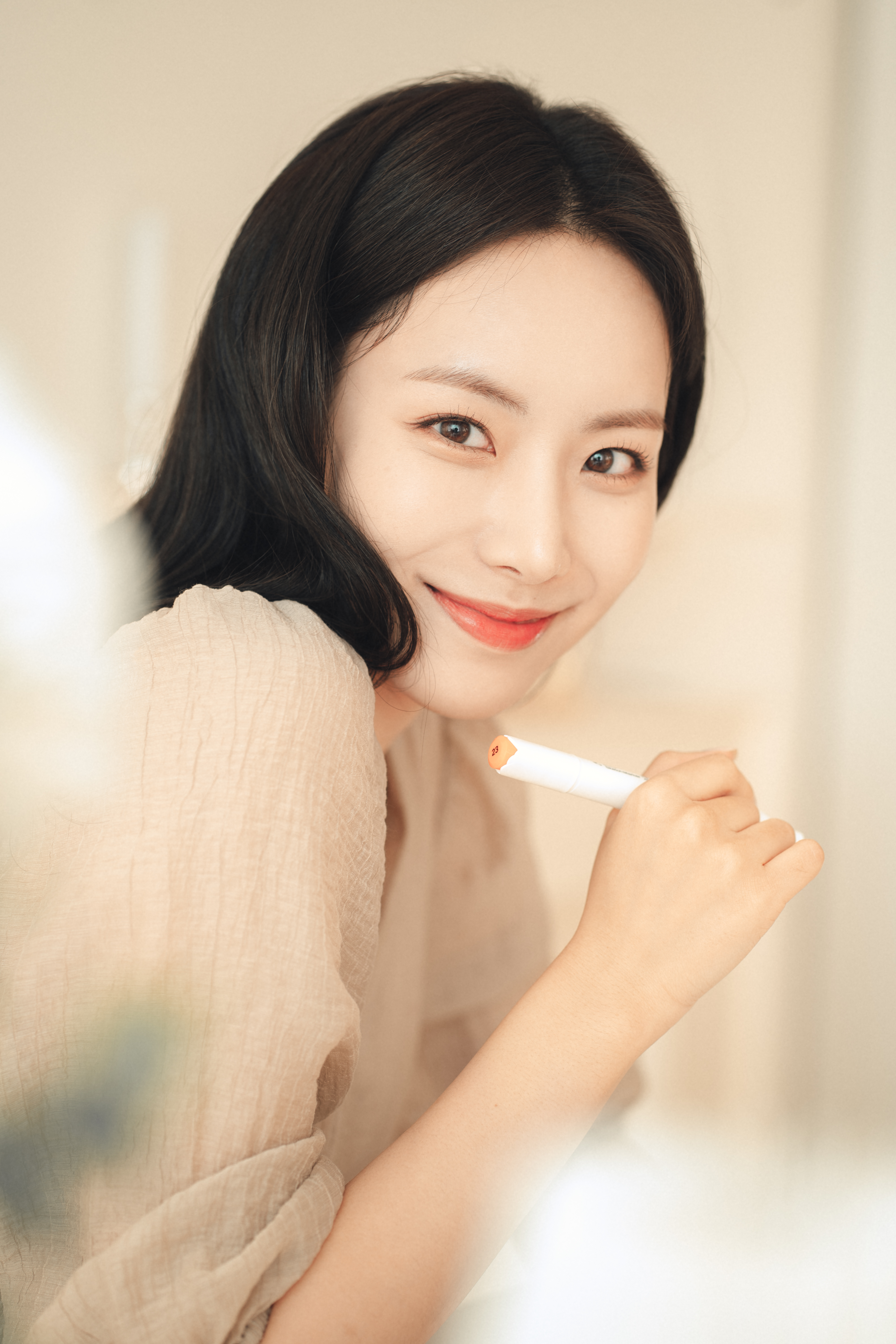 소니 A7C로 촬영한 카페 감성 인물 사진