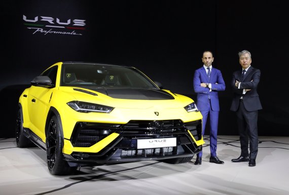 슈퍼카&middot;럭셔리카