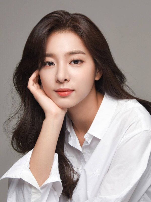 배우 설인아1