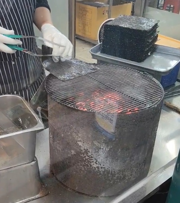 극한직업-인천-신포참숯김