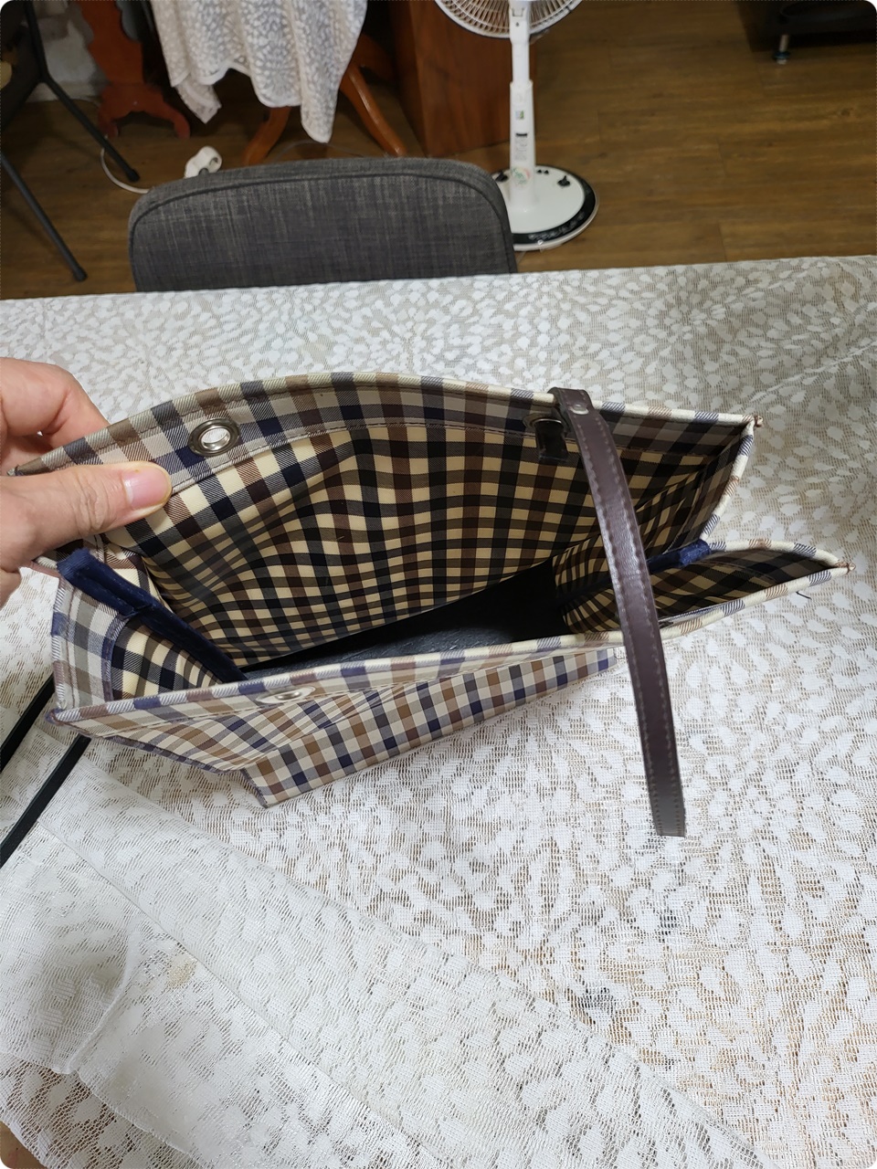 명품이 아닌 일반제품