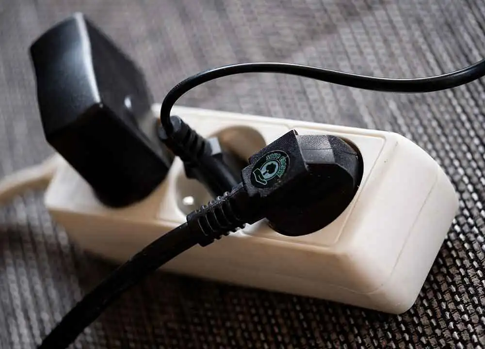 어린이 감전 예방을 위한 가정 내 안전 교육