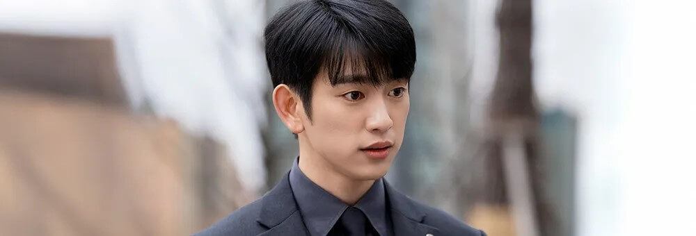 박진영포스터 - 이호수 역 대형로펌의 유능한 변호사 역입니다.