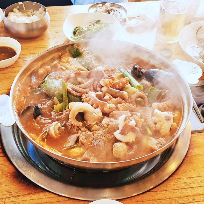 생방송 오늘저녁 부평 종합시장 해물탕거리 바닷가재 해물탕 맛집