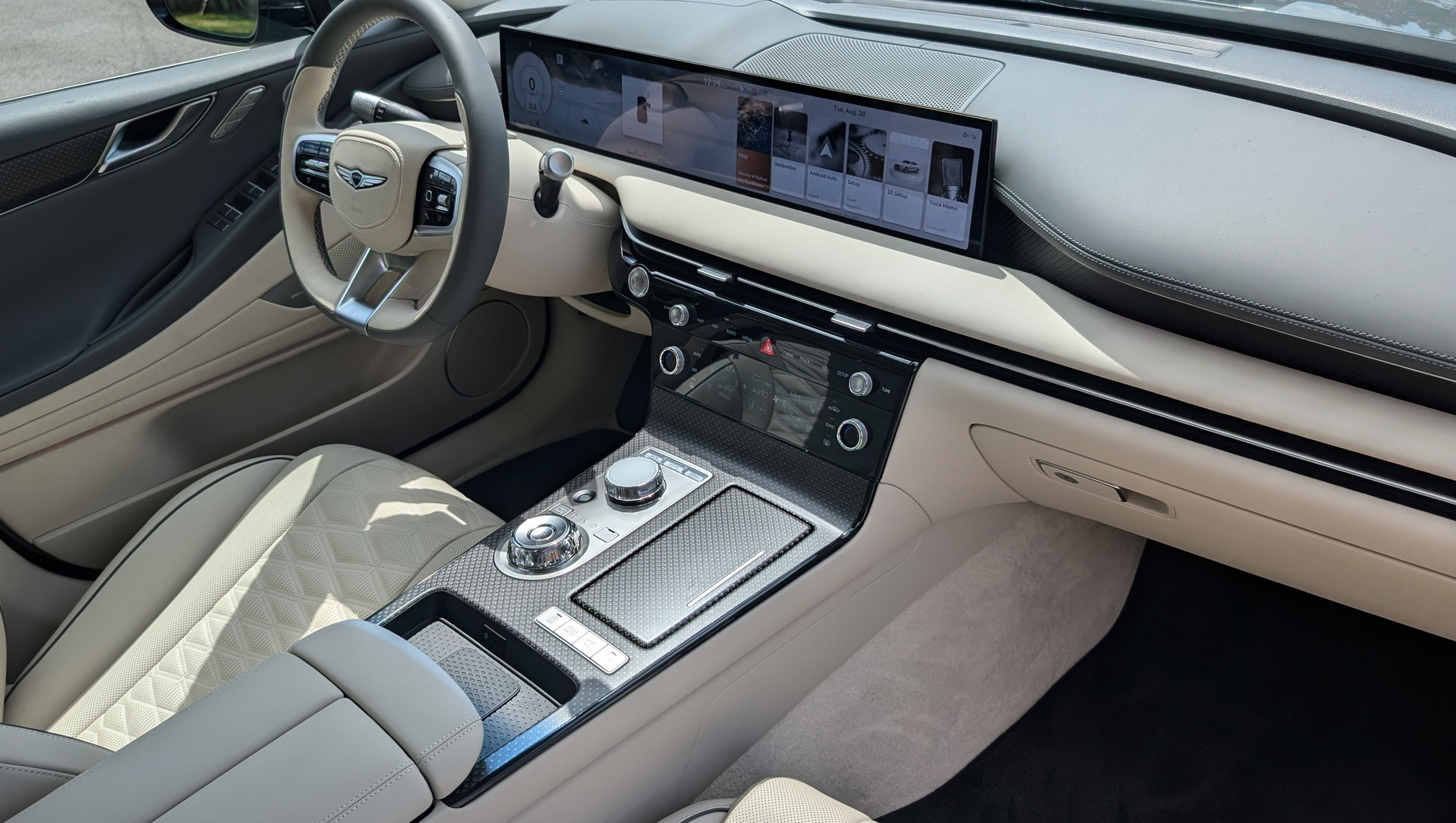 제네시스 G80 VS BMW 520i