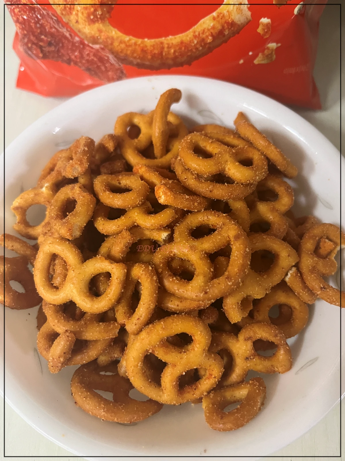 노브랜드-미니프레첼-양념치킨맛-내용물