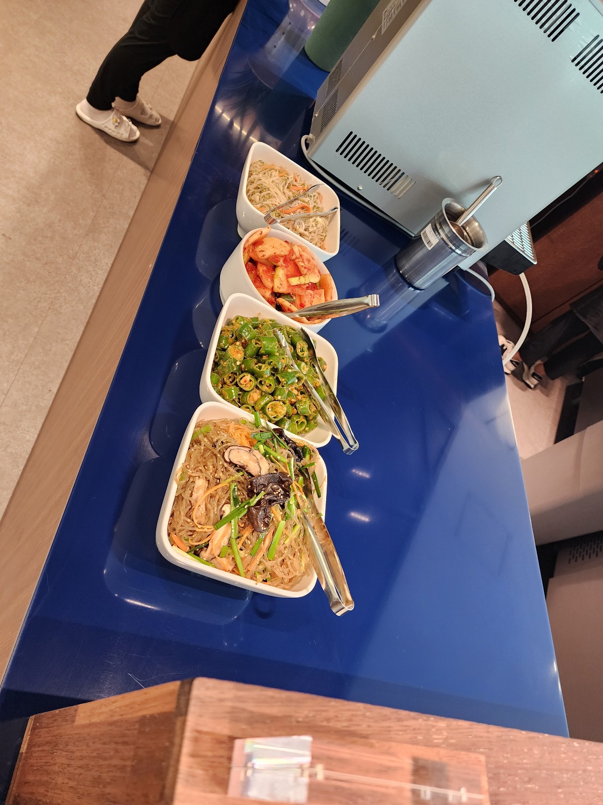 반찬 리필