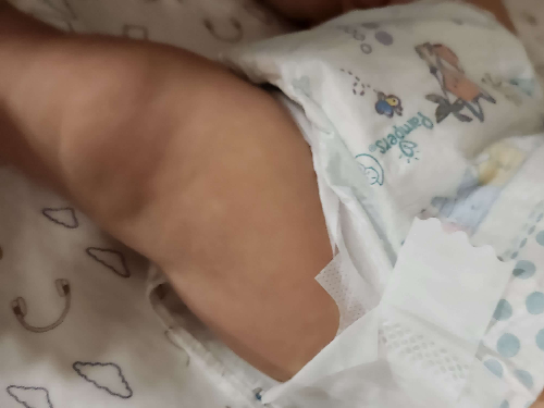 펨퍼스-베이비드라이-옆면