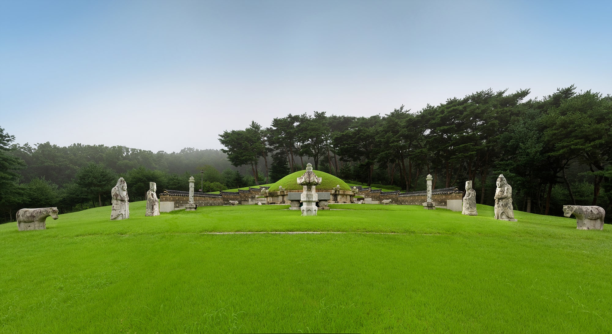 조선왕릉 숲길